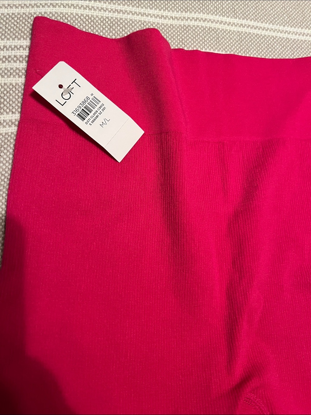 NWT LOFT Pink Ribbed Bike Short - Picture 2 of 2